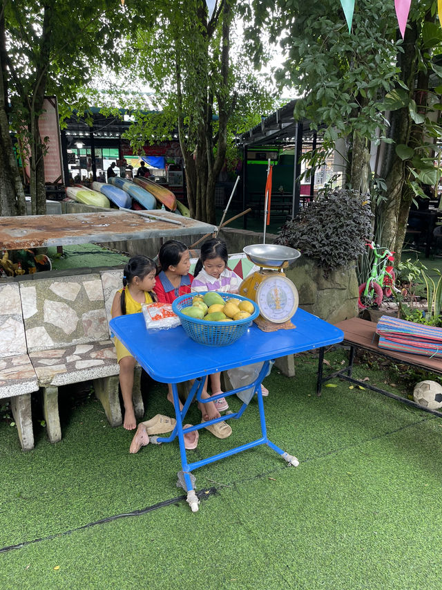 Khao Yai Adventure: 🐘 🍉🍕