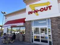 【In-N-Out Burger｜カリフォルニア発！シンプル＆絶品な大人気バーガー】
