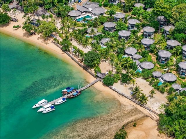 รีสอร์ทหรูบ้านต้นไม้ ได้ฟีลบาหลี TreeHouse Villas