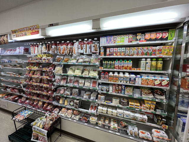🏪 Quick Stop Convenience: FamilyMart Akita Popo Road