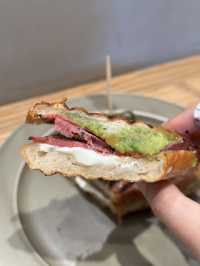VERVE COFFEE ROASTERS NEWoMan Shinjuku, California Cool Meets Tokyo Precision 