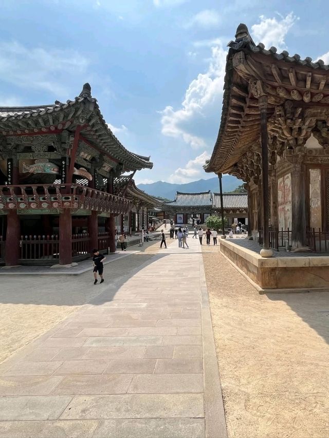 A Peaceful Stroll Through Tongdosa Temple