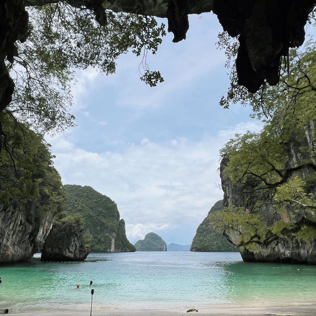 เกาะเหลาลาดิง🏝️ เกาะสวรรค์ของนักท่องเที่ยวทั่วโลก