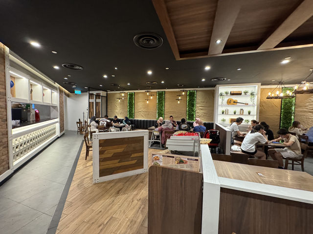 🥩 Busy Night at ANDES by Astons (IMM) – Good Food, But Some Tech & Timing Hiccups