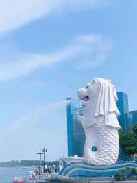 🦁📸 “Where the Lion Roars and the City Shines!” – Merlion Park