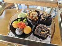 Cross Vibe Pattaya Seaphere โรงแรมสวยพัทยา 