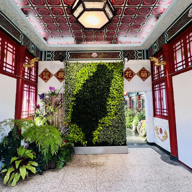 Step into History & Blooming Beauty