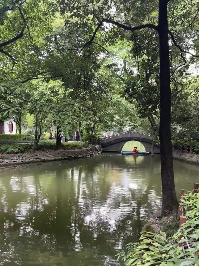 Chengdu People’s Park เดินเล่นในสวนเฉิงตู