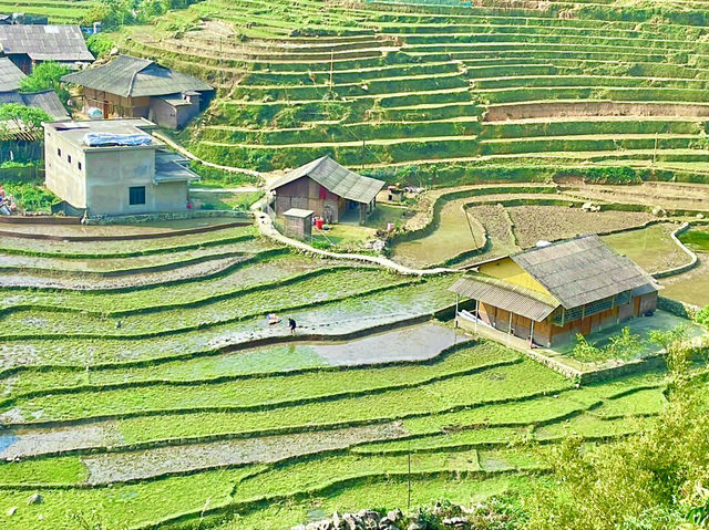 Truly a hidden paradise in Vietnam 🇻🇳 😎🥰👫