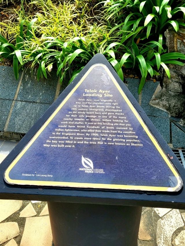 A Chill Slice of Green in the City : Telok Ayer Green
