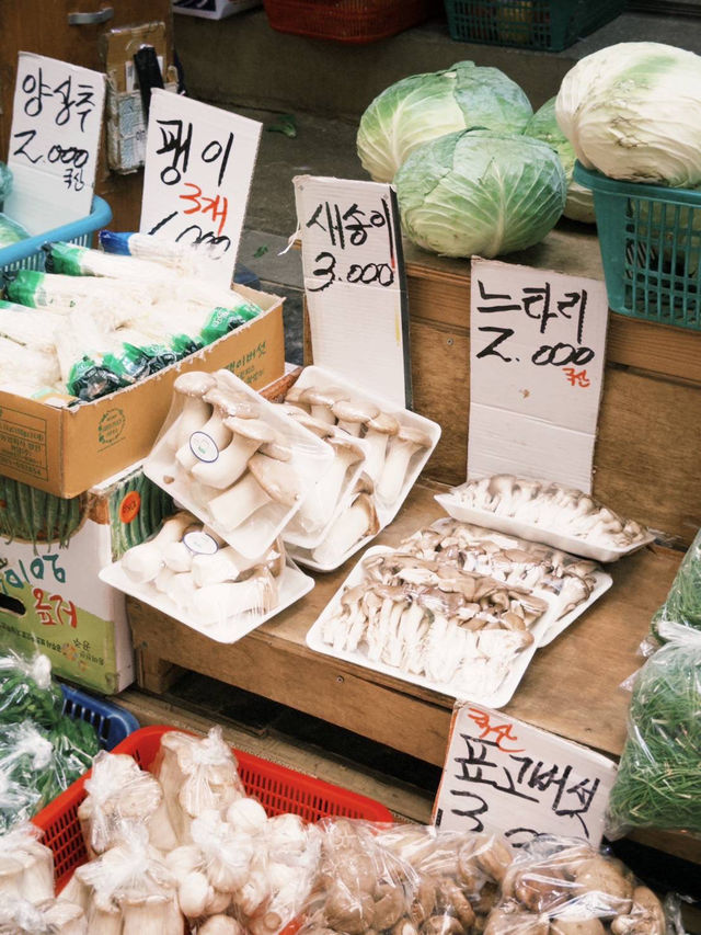 📍 韓國首爾｜望遠市場：在地與潮流完美交會的美食聖地 