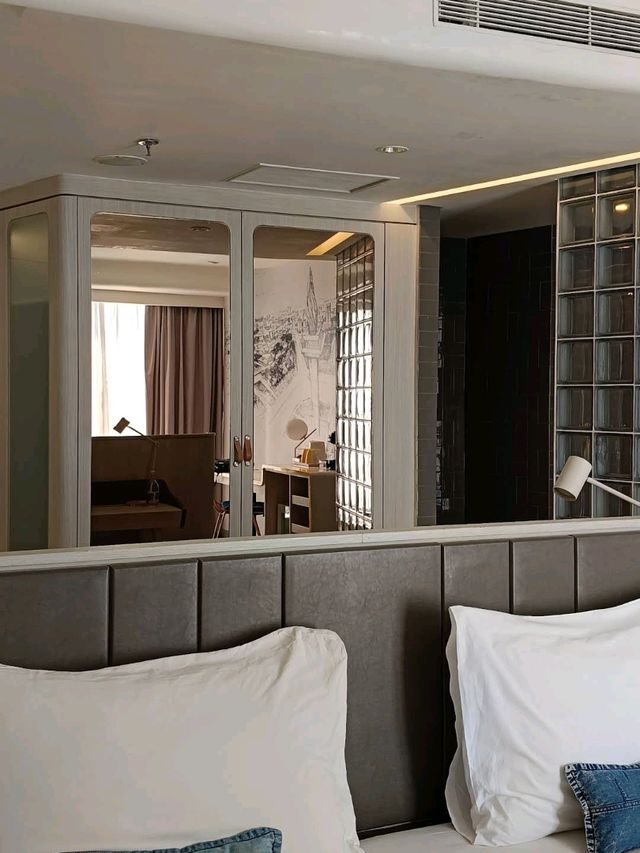 Yello Hotel Harmoni