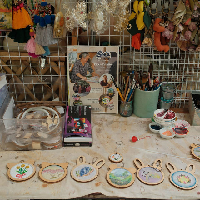 Columbo craft village