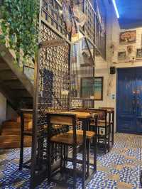 Espresso, Atmosphere, and Antique Vibes, Giyanti Delivers