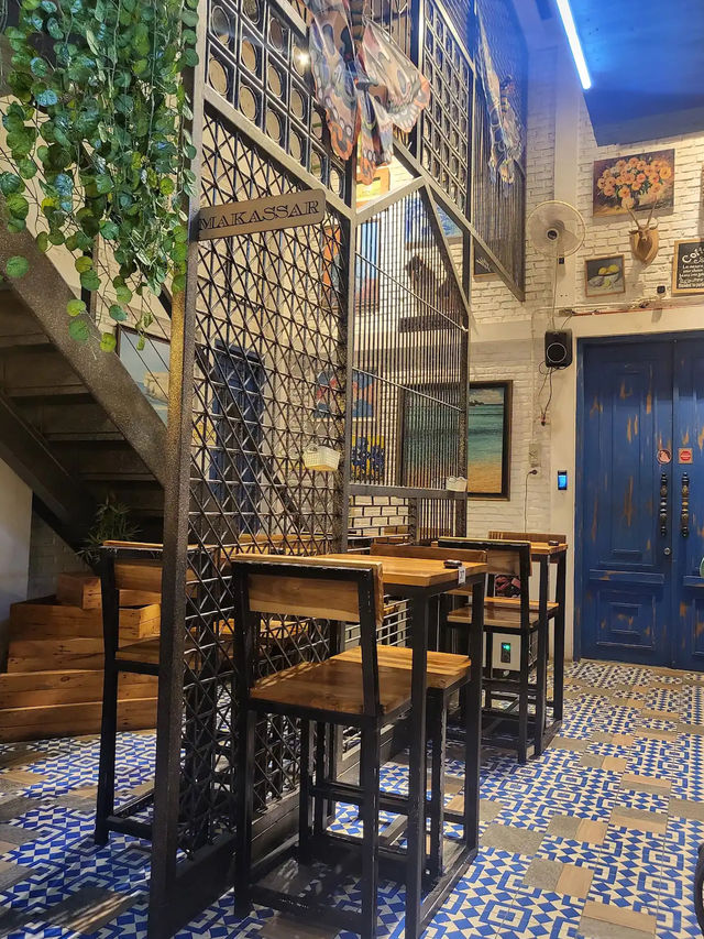 Espresso, Atmosphere, and Antique Vibes, Giyanti Delivers