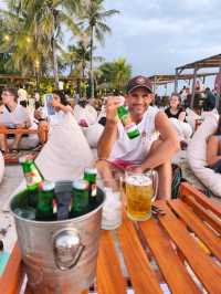 Film time at Gili T