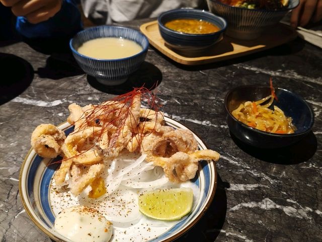 原來今年我們的東台灣，是寧。夏(寧靜的夏天)
