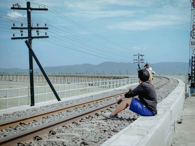 ทางรถไฟลอยน้ำ ลพบุรี