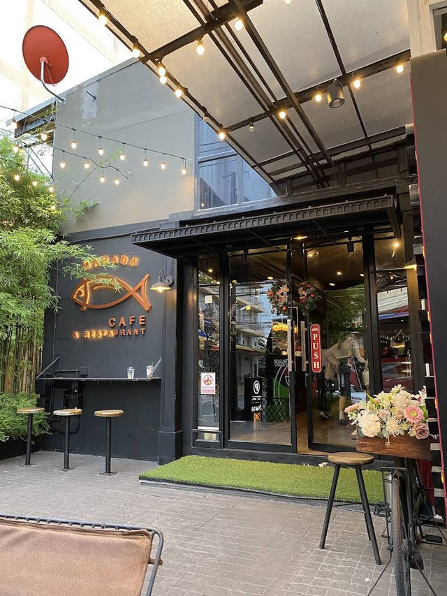 Marada Cafe Hatyai, Halal Fusion with a Stylish Kick