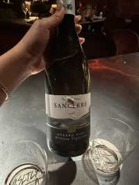 Discovering Big Wine Freaks: A Unique Wine Bar Experience in Singapore 🇸🇬 
