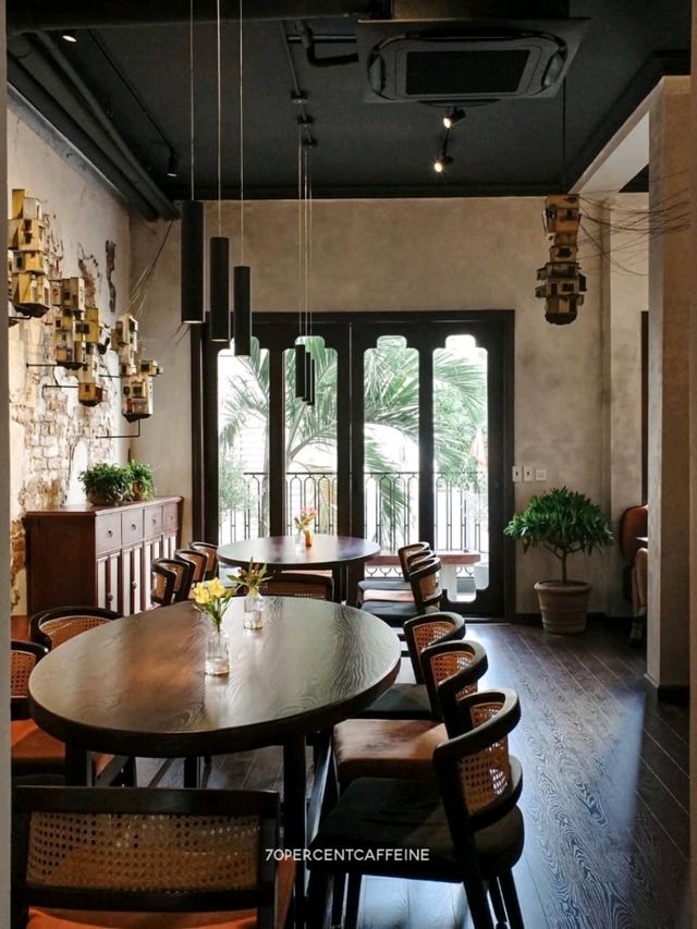 VOU Cafe & Eatery