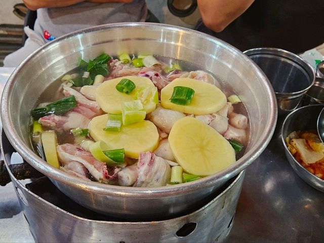 This is the best spicy chicken soup I ever had in Seoul!!!