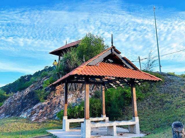 Teluk Bidara Beach – Where Tranquility Meets Untamed Beauty Teluk Bidara Beach – Where Tranquility Meets Untamed Beauty