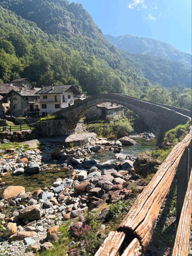Experiencing the Natural Wonder of Cascata di Fondo