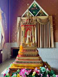 สายเที่ยวสายบุญ ห้ามพลาดแลนด์มาร์กสำคัญของอ่างทอง