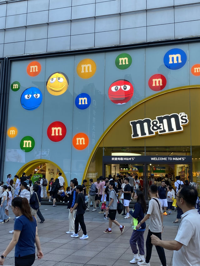 嘩!嘩!有生以來見過最多朱古力豆的地方-上海M&M’s旗艦店 嘩!嘩!有生以來見過最多朱古力豆的地方-上海M&M’s旗艦店