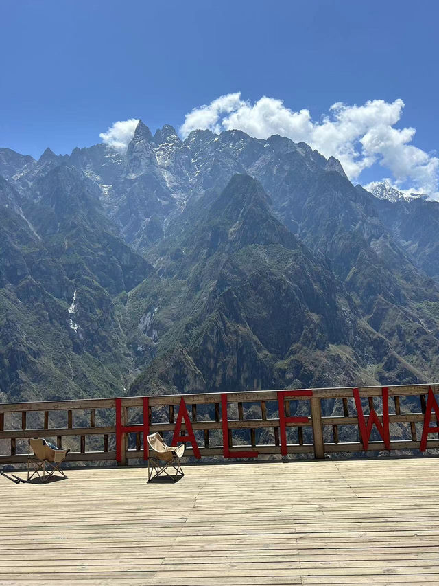 Hiking Tiger Leaping Gorge: An Epic Journey Through One of the World’s Deepest Canyons