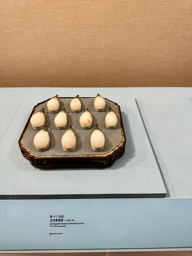Taipei National Palace Museum – Ivory Puzzle Ball Masterpiece ✨ Taipei National Palace Museum – Ivory Puzzle Ball Masterpiece ✨