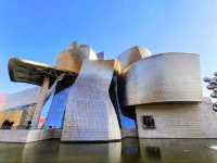 畢爾包 | 古根海姆美術館 Guggenheim Bilbao Museoa：收藏當代藝術的聖殿