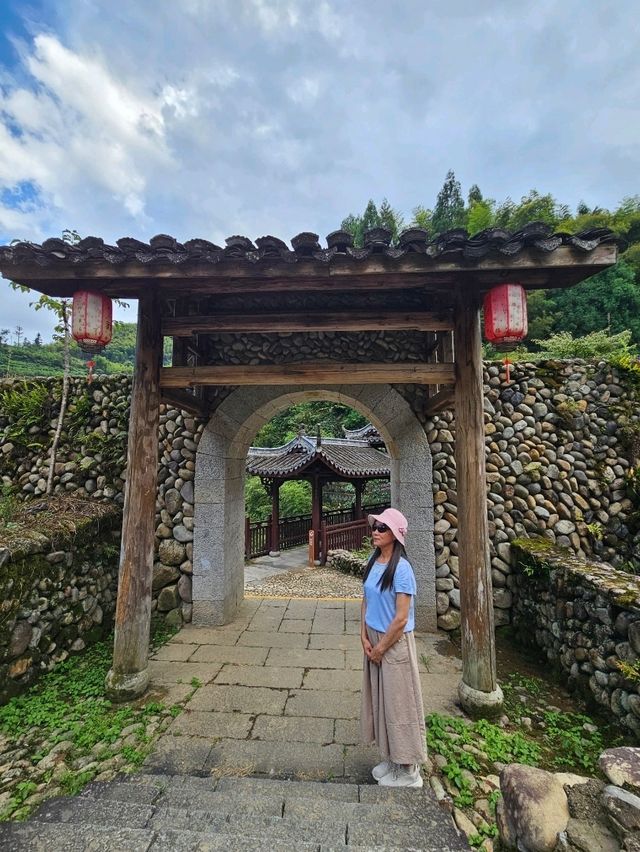 隱世桃花源～坑根石寨