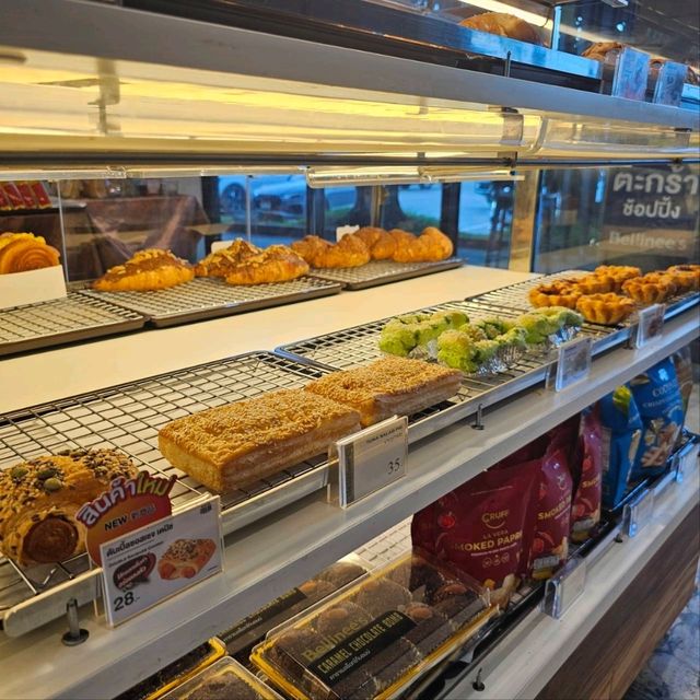 ร้านเบเกอรี่ น่าทาน : Bellinee's สาขา ถนนมหิดล ร้านเบเกอรี่ น่าทาน : Bellinee's สาขา ถนนมหิดล