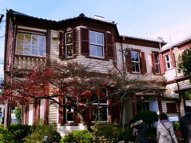 City Loop Bus: A Convenient Way to Explore Kitano Ijinkan