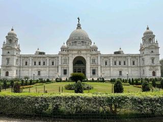 コルカタ：インドの文化的中心地