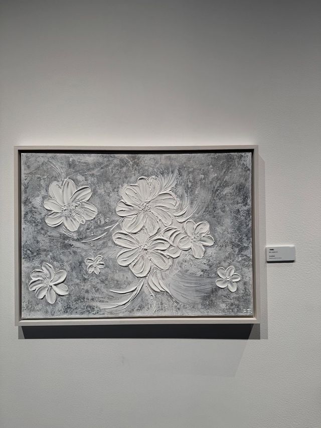 Stephy 鄧麗欣1️⃣首個🎨個人畫展