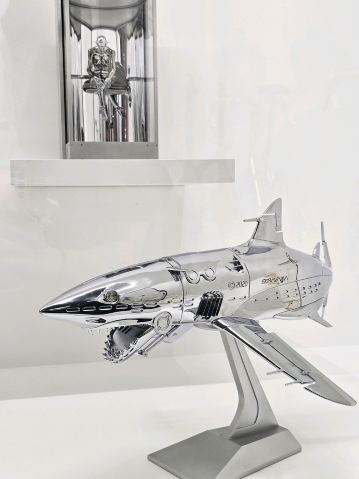 空山基（Hajime Sorayama）最高にクールな未来テクノロジーパビリオン