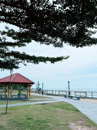 Sematan Waterfront – สวรรค์ริมทะเลกับซีฟู้ดสดใหม่ที่คุณต้องห้ามพลาด!