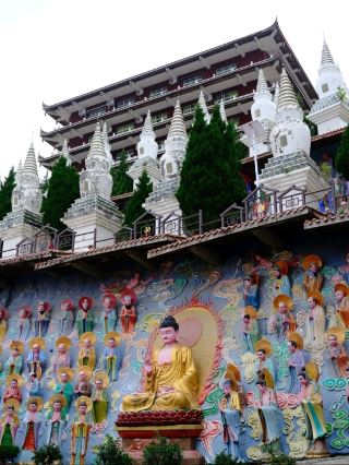 🙏 Luohan Temple | The Magnificent Wanfo Corridor in Mianyang