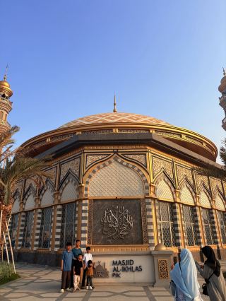 A Little Arabia in PIK: Al Ikhlas Mosque