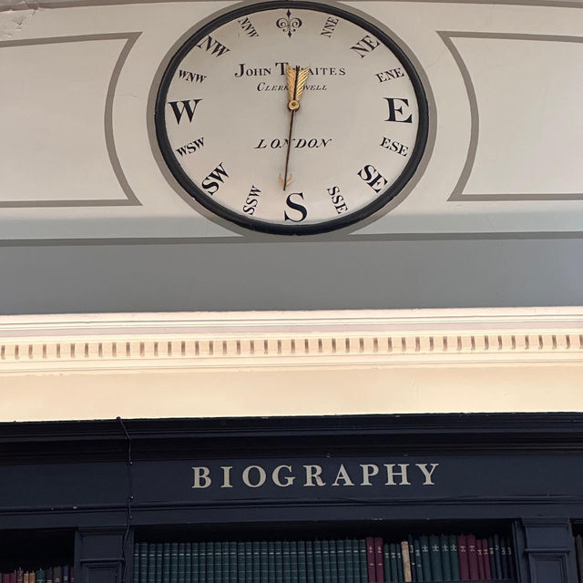 The Portico Library Manchester 🏢