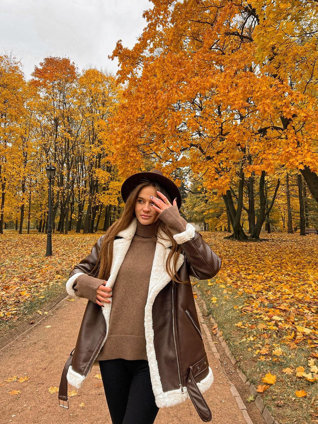 Kolomenskoe 공원: 모스크바 중심부에 있는 가을의 마법 🍂