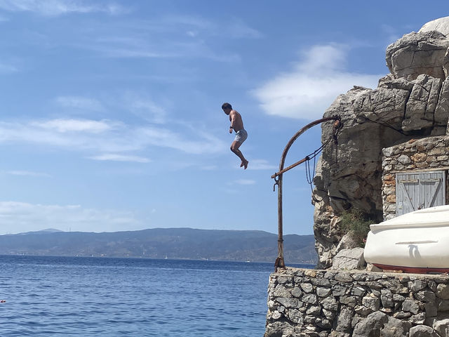 Hydra Diaries: No Cars, No Rush—Just Pure Greek Bliss!