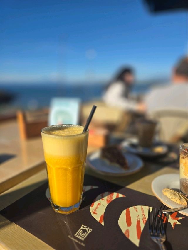 칠레 푸에르토 바라스의 감성카페 Cassis Cafe