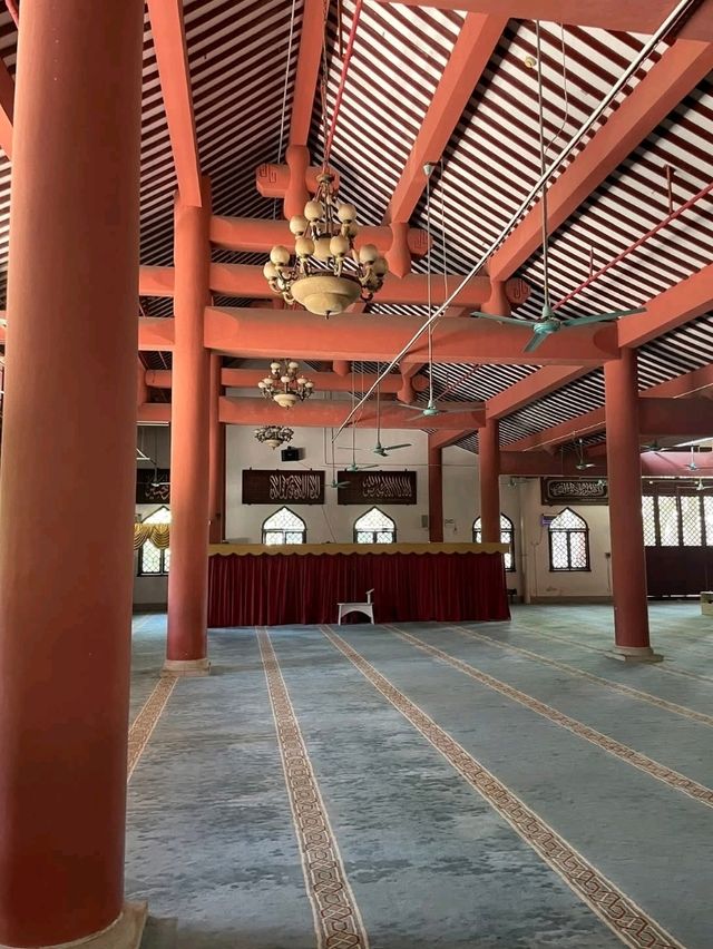 “The Legacy of Light: Guangzhou’s Gateway to Early Islam”
