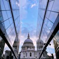 🚶‍♂️🌇 City Walk Through London’s Timeless Icons: From Westminster to St Paul’s 🏛️🕰️