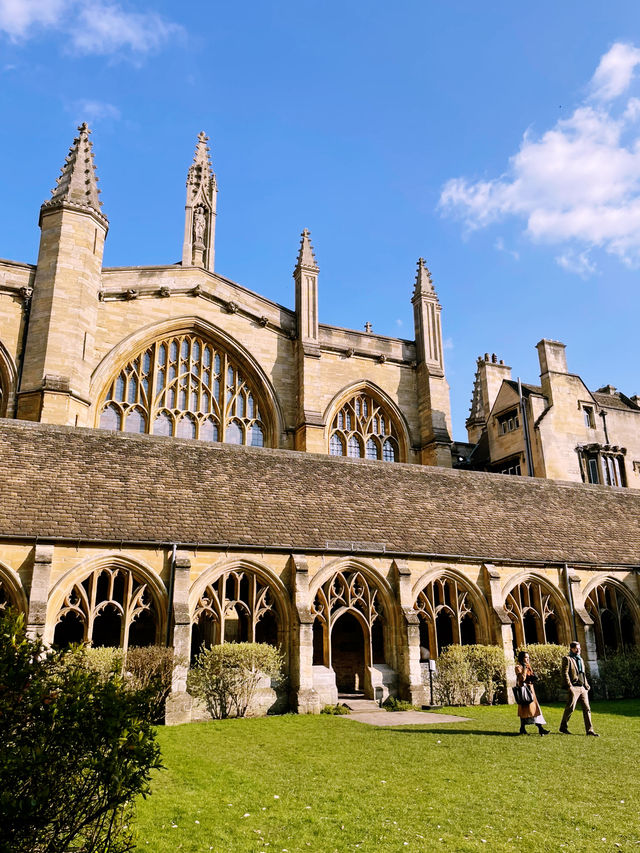 Oxford to Paddington: A First-Class Commute with a View