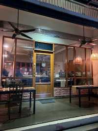 “Jonker Street Gem: Friendly, Spacious & Central”